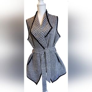 Christopher & Banks Monochrome Houndstooth Sweater